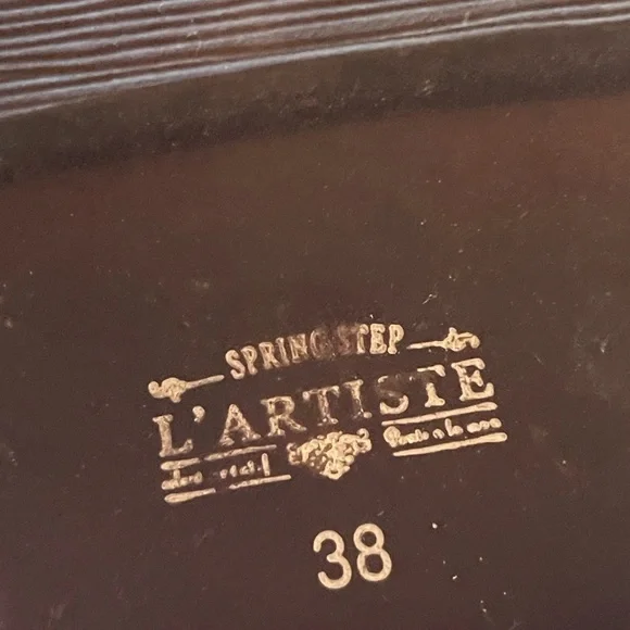 L'ARTISTE Embossed Taupe Ankle Boots with Studs - Picture 6 of 6